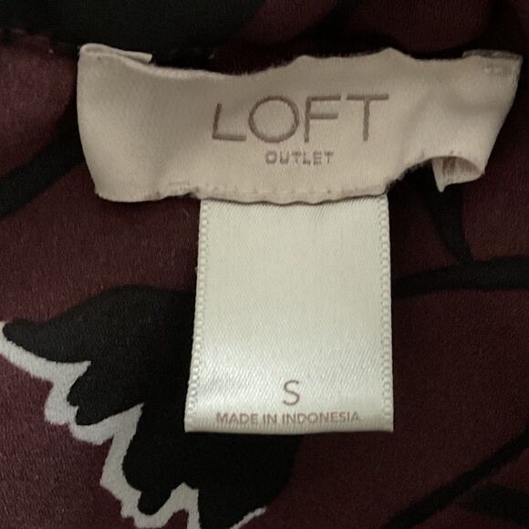 Loft Long Sleeve Floral Blouse size 2 - Picture 4 of 5